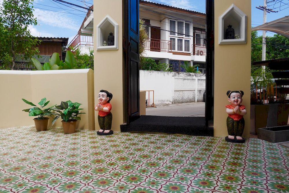 Na Thapae Hotel Chiang Mai Buitenkant foto