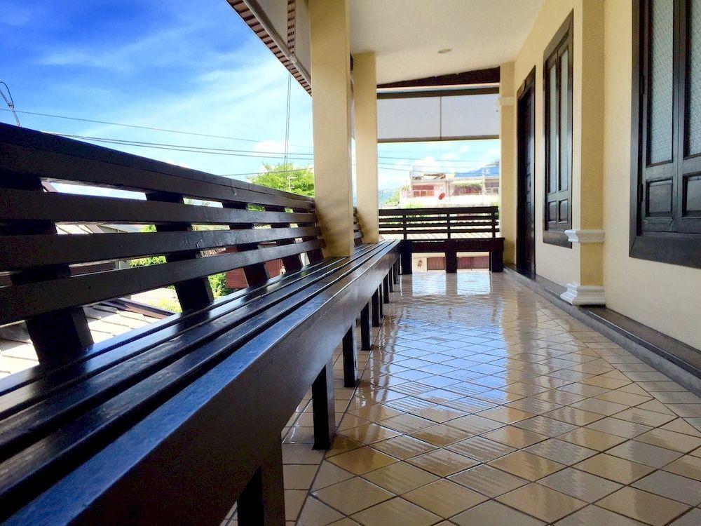Na Thapae Hotel Chiang Mai Buitenkant foto