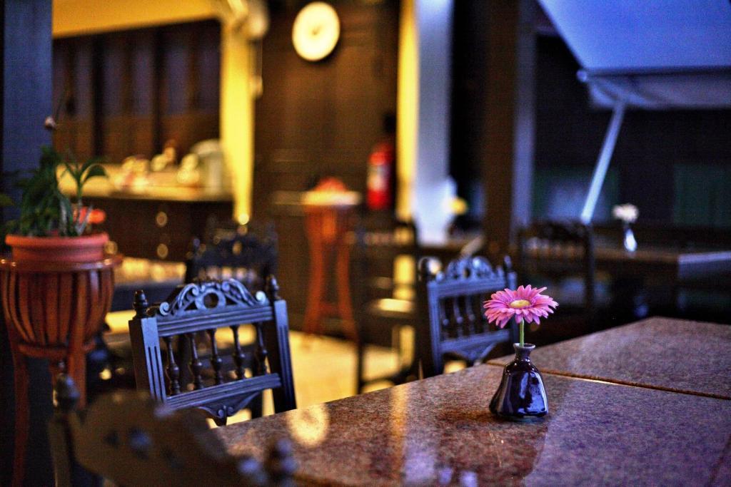 Na Thapae Hotel Chiang Mai Buitenkant foto