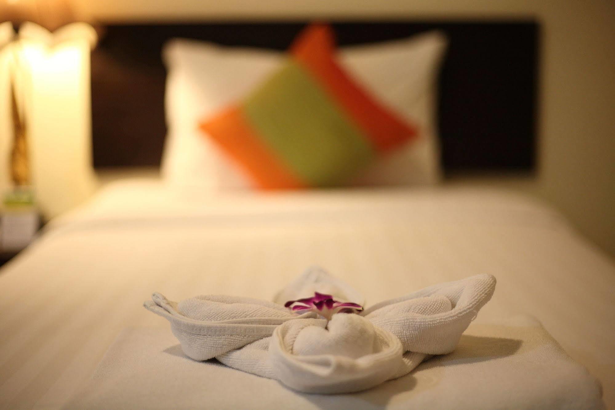 Na Thapae Hotel Chiang Mai Buitenkant foto