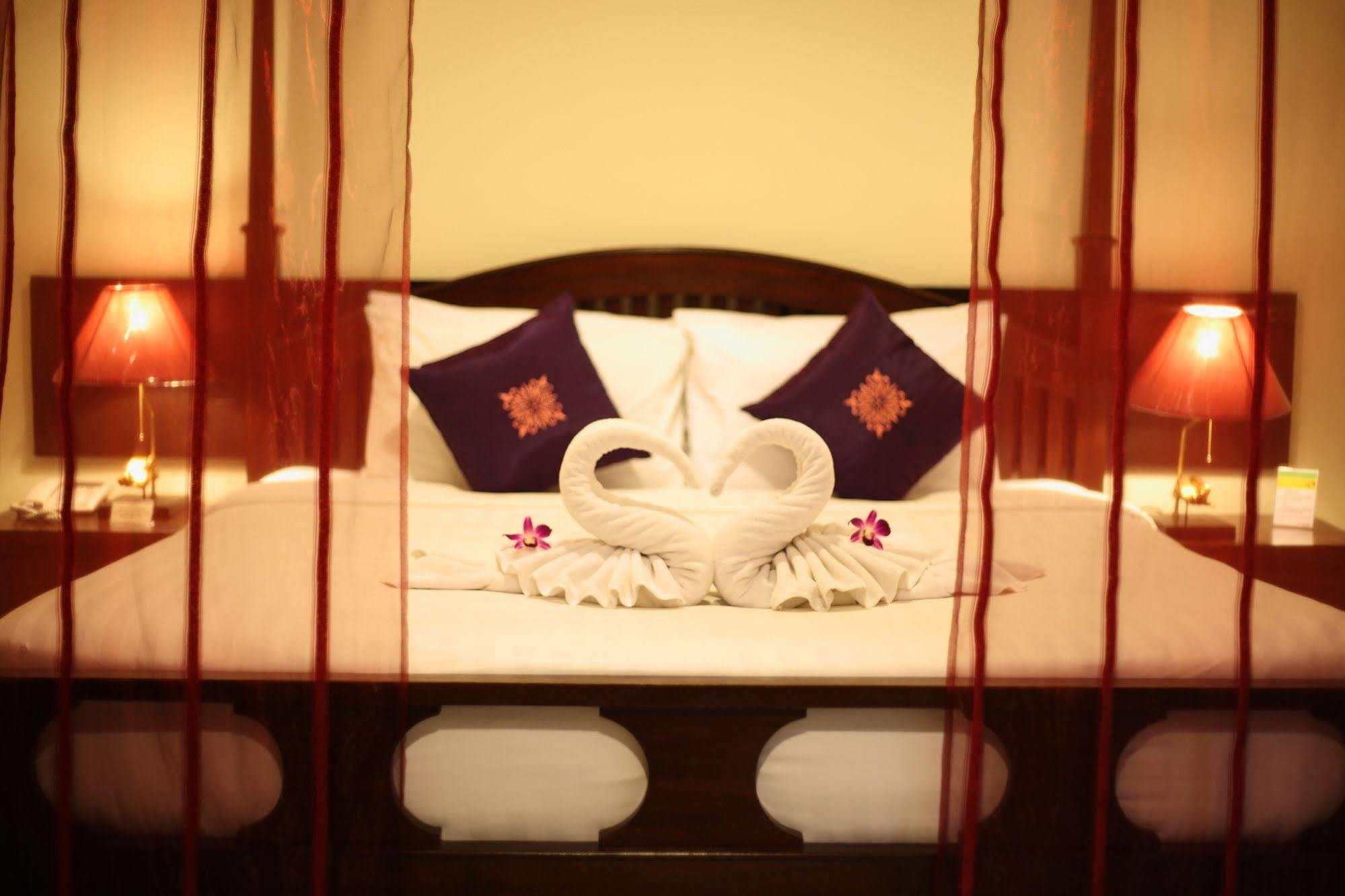 Na Thapae Hotel Chiang Mai Buitenkant foto