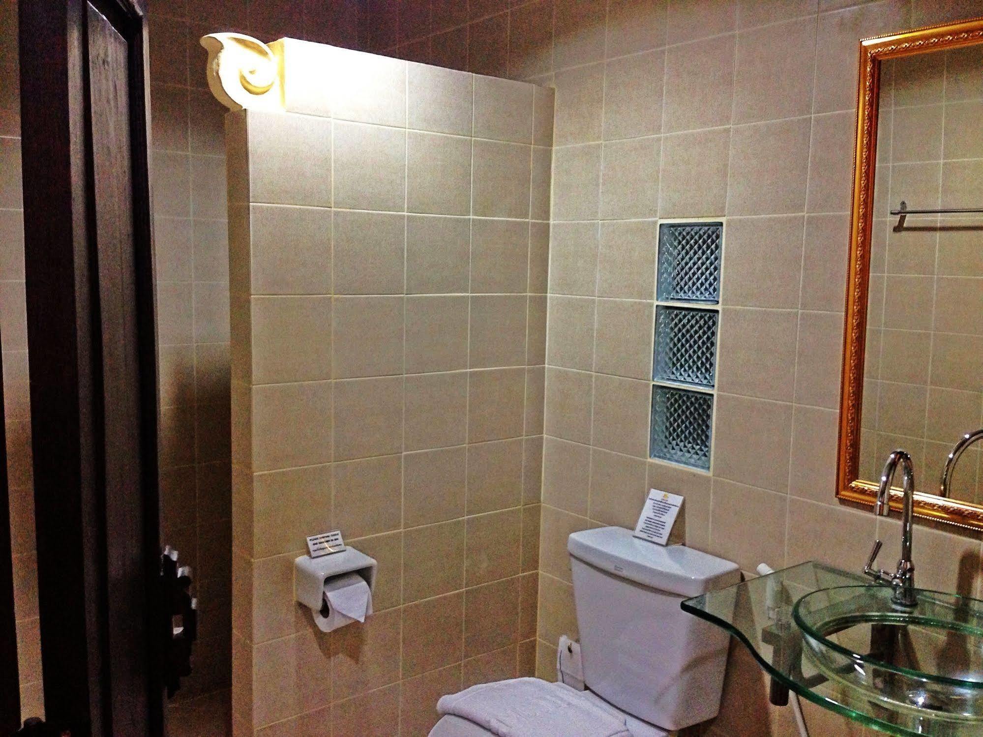 Na Thapae Hotel Chiang Mai Buitenkant foto